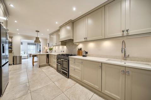 undefined, Brackendale Road, Surrey GU15