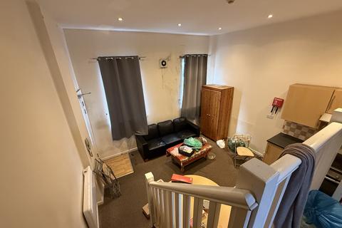1 bedroom apartment to rent, Penarth Road, Cardiff CF11