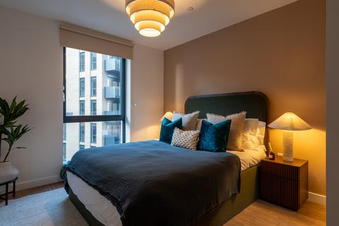 undefined, E-01, Kew Curve, Capital Interchange Way, Brentford, TW8