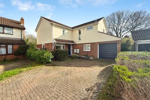 Raglan Close, Camberley GU16