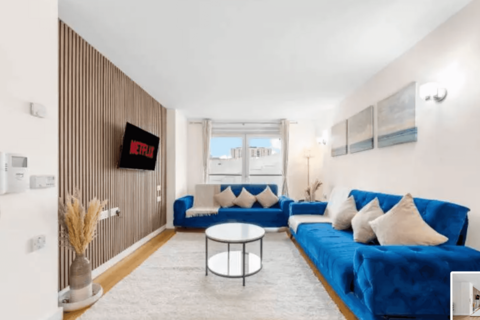 2 bedroom apartment to rent, Empire Way, Wembley, HA9