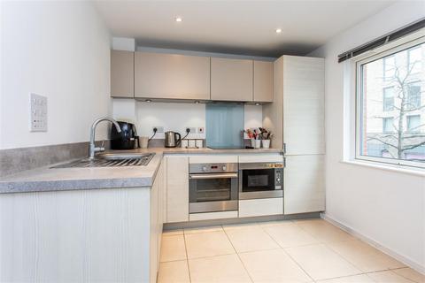 2 bedroom flat for sale, Baythorne Street, Bow, E3