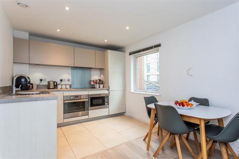 2 bedroom flat for sale, Baythorne Street, Bow, E3