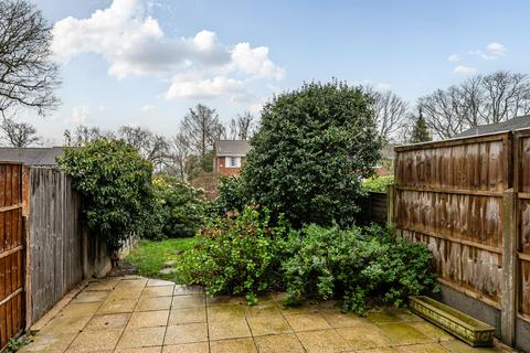 4 bedroom townhouse for sale, Waverley Road, Enfield