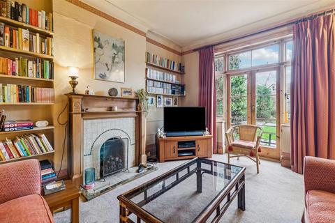 undefined, Netheravon Road, London, W4
