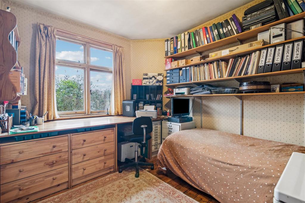 Netheravon Road, W4 - FOR SALE