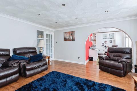 3 bedroom detached bungalow for sale, West Avenue, Wimborne BH21