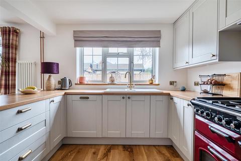 3 bedroom detached house for sale, Forstal Road, Egerton, Ashford