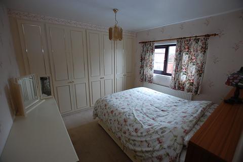 3 bedroom semi-detached house for sale, Witham Street, Greater Manchester OL6