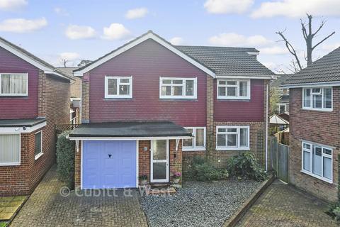 4 bedroom detached house for sale, Reigate Close, Crawley, West Sussex
