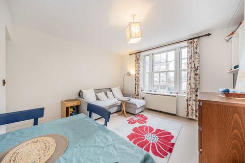undefined, Ebury Bridge Road, London SW1W