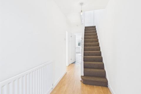 3 bedroom detached house to rent, Westbury Road, Coventry CV5