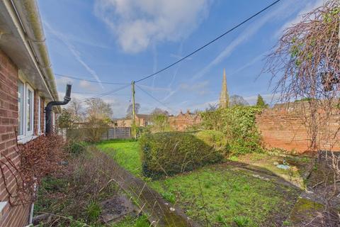 3 bedroom detached bungalow for sale, Minge Lane, Upton-Upon-Severn, Worcester