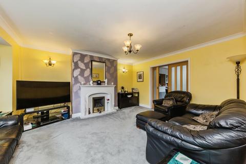 undefined, Ravenscroft, Crewe CW4