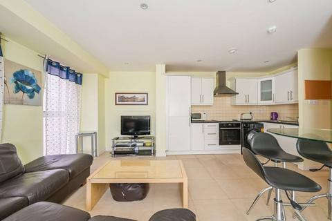 2 bedroom flat for sale, HIGH ROAD, Wood Green, London, N22