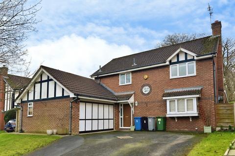 4 bedroom detached house to rent, Severn Close, Altrincham, Greater Manchester, WA14