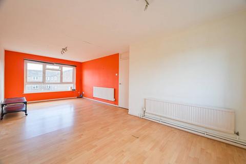 2 bedroom flat to rent, Brierly Gardens, Bethnal Green, London, E2