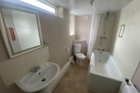 2 bedroom terraced house for sale, Mortimer Terrace, Holywell, Whitley Bay