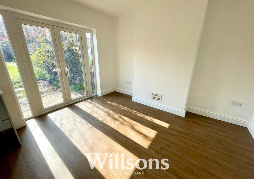 Dining room.jpg