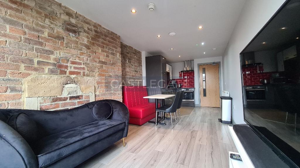 Dundas Works, Flat 8