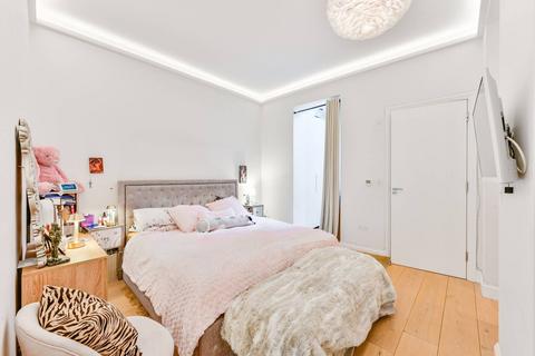 3 bedroom flat to rent, Westbourne Terrace Road, Little Venice, London, W2