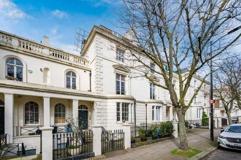 Westbourne Terrace Road, Little Venice, London, W2