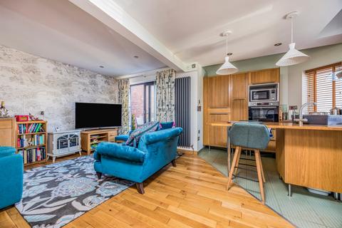 3 bedroom end of terrace house for sale, Onslow Road, Hampshire PO5