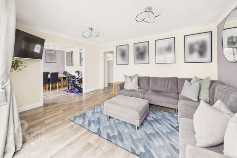 4 bedroom detached house for sale, Haverscroft Close, Thorpe Marriott, Norwich