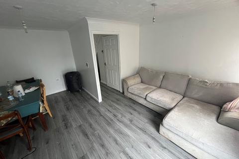 3 bedroom semi-detached house for sale, Bowmont Way, Kingswood, Hull