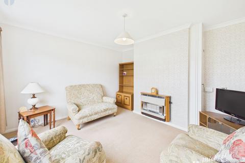 3 bedroom semi-detached house for sale, Northfield Road, Aylesbury