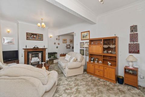 4 bedroom end of terrace house for sale, Owen Street, St. Helens, WA10