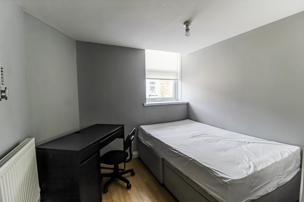 Bed 4