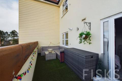 2 bedroom apartment for sale, London Road, Benfleet, SS7