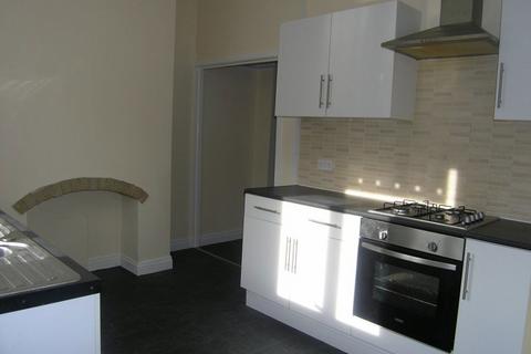 2 bedroom terraced house to rent, Queen Street, Clayton Le Moors Accrington