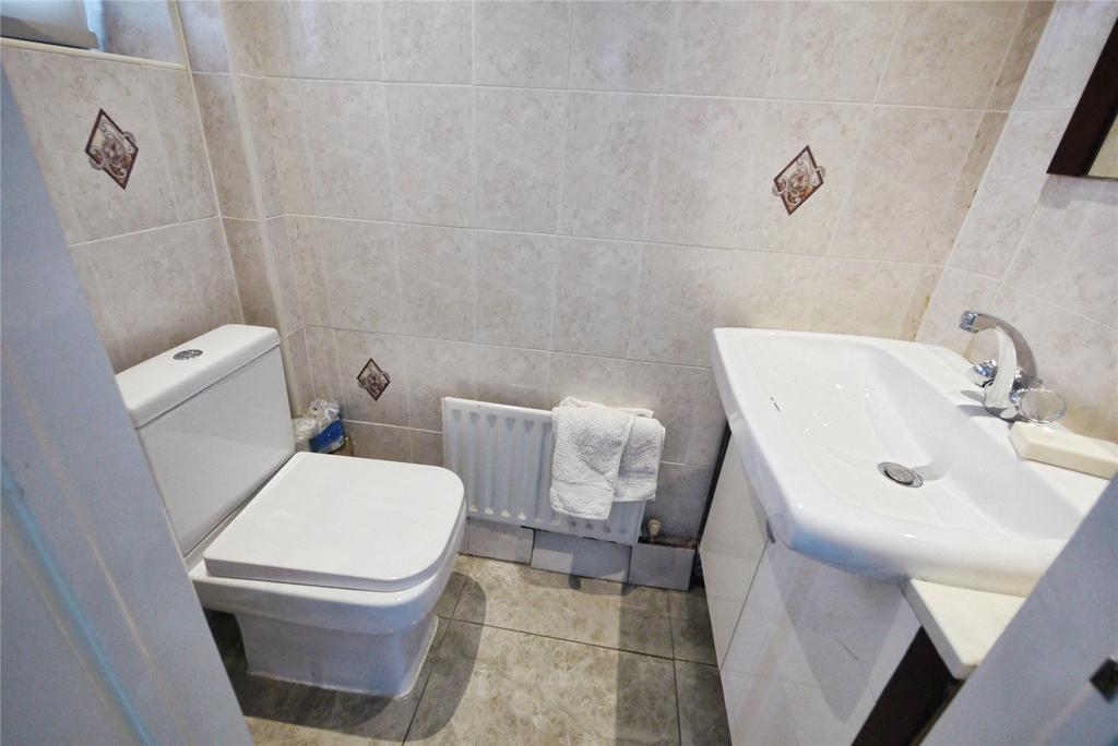 Cloakroom/WC