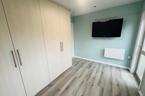 undefined, Liddell Close, Harrow HA3