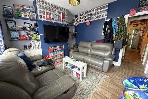 3 bedroom terraced house for sale, 37 Rochester Road, Lowestoft, Suffolk NR33 0JR