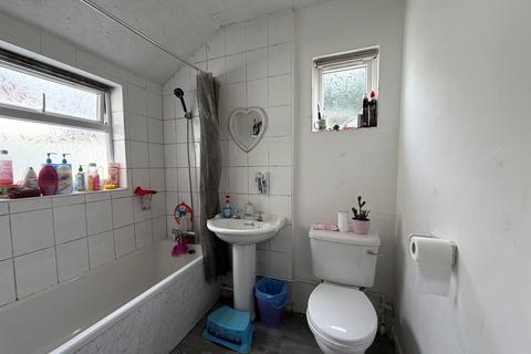 3 bedroom terraced house for sale, 37 Rochester Road, Lowestoft, Suffolk NR33 0JR
