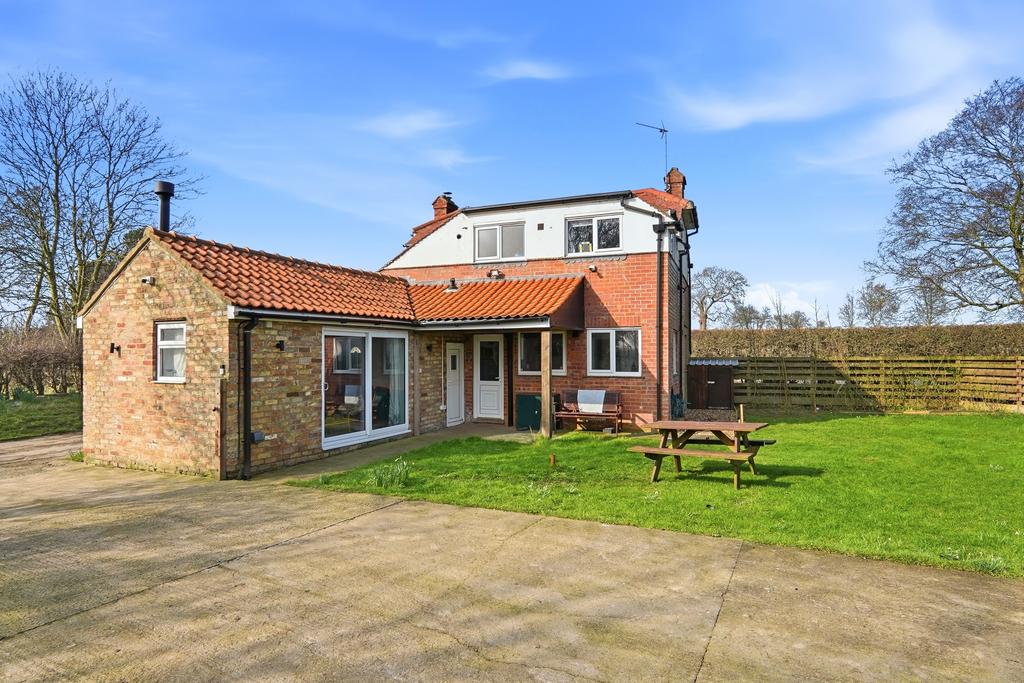 Safetycottage023