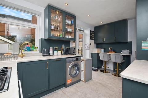 2 bedroom semi-detached house for sale, Moorland Road, Pudsey, West Yorkshire