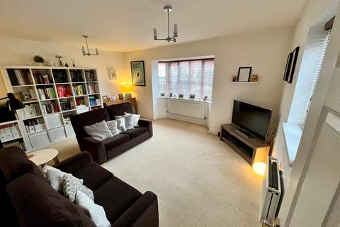 3 bedroom end of terrace house for sale, Connolly Road, St Crispin, NN5 6GL