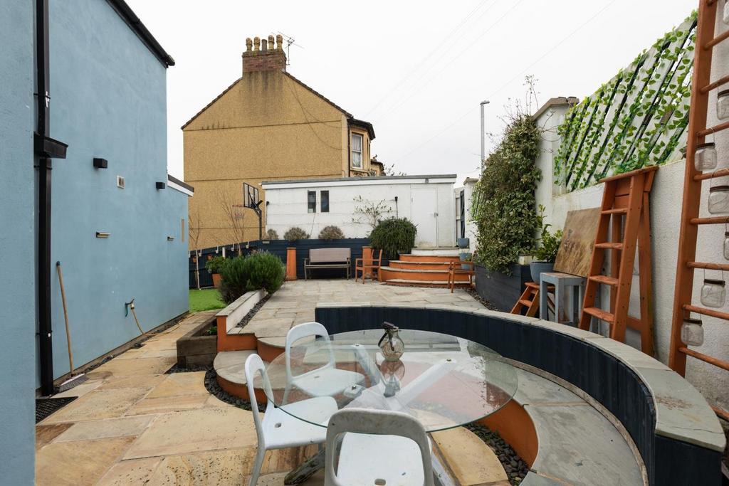 20 Withleigh Road, BS4-36.jpg