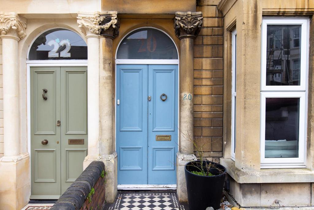 20 Withleigh Road, BS4-43.jpg