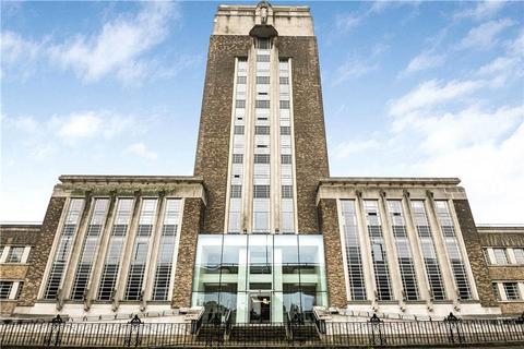 undefined, Great West Road, Brentford, TW8