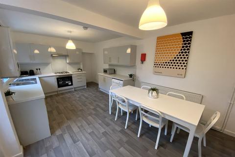 undefined, Broadgate, Beeston, NG9  2GG