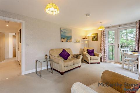 undefined, Hindhead Knoll, Walnut Tree, Milton Keynes