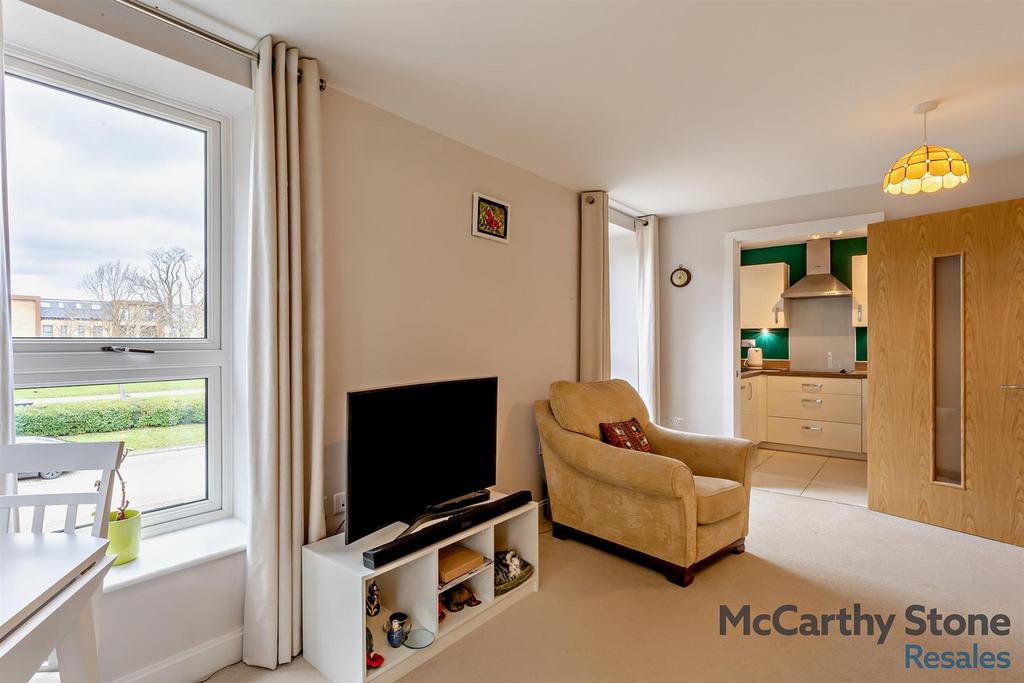 8680246-interior04-800.jpg