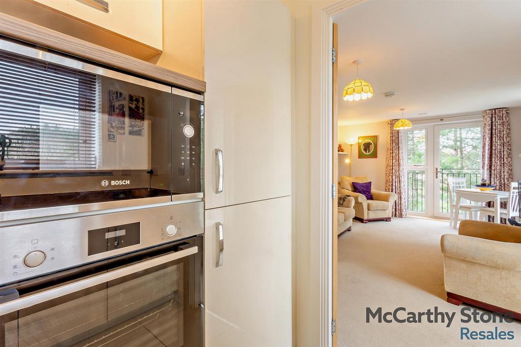 8680246-interior03-800.jpg