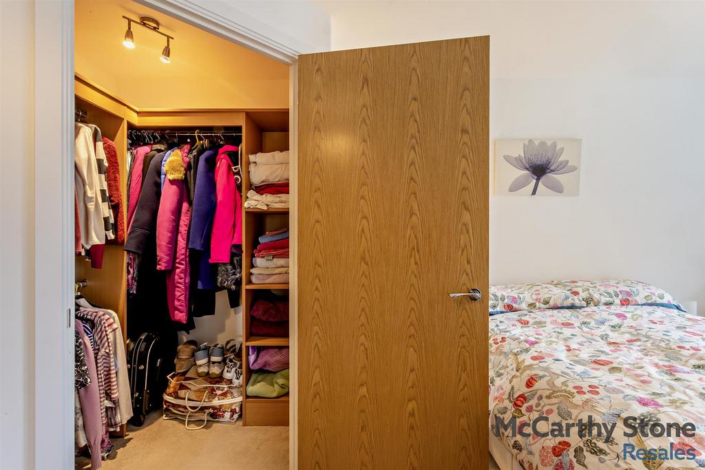 8680246-interior10-800.jpg