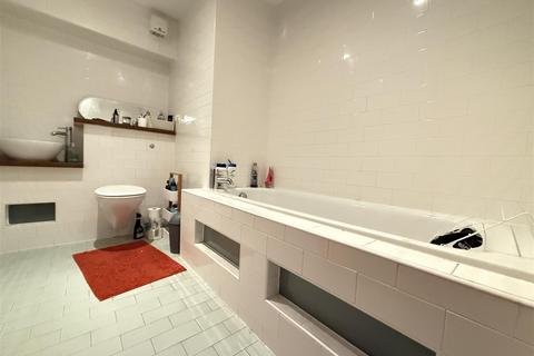 2 bedroom apartment for sale, Pollard Street, Manchester
